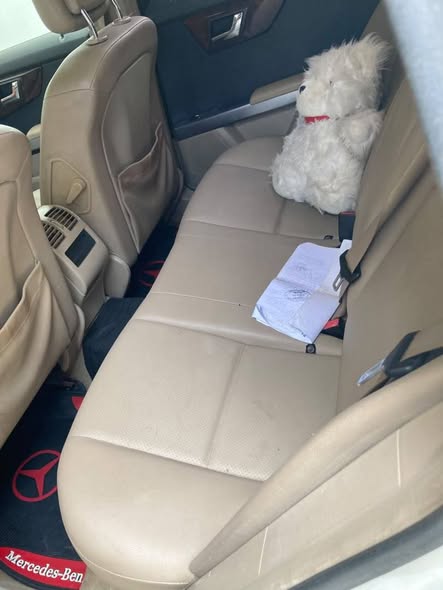 A picture of Distress deal 2010 GLK 350 Double pano