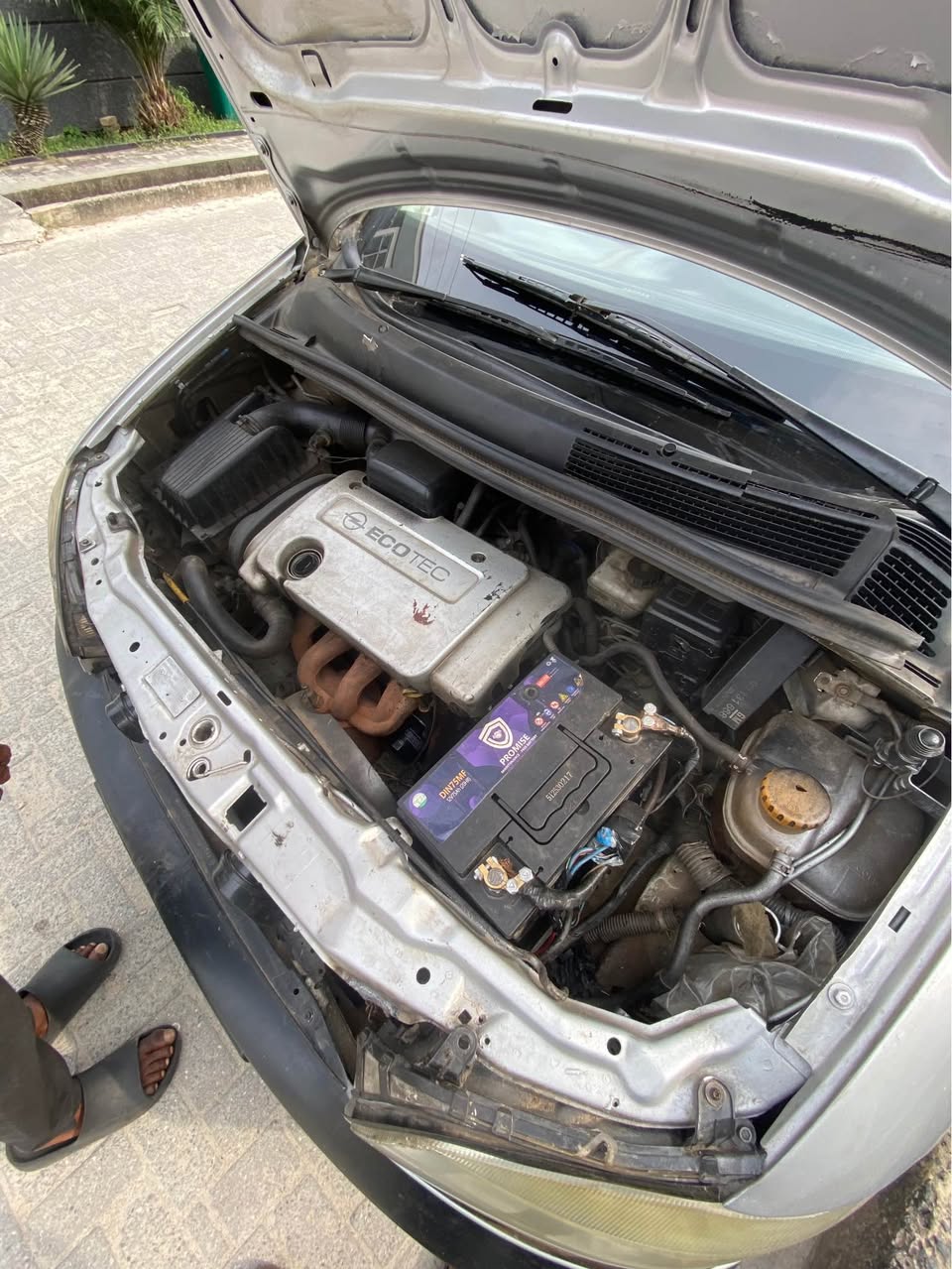 A picture of Opel Zafira 2004 Manual drive Buy and drive nothing to