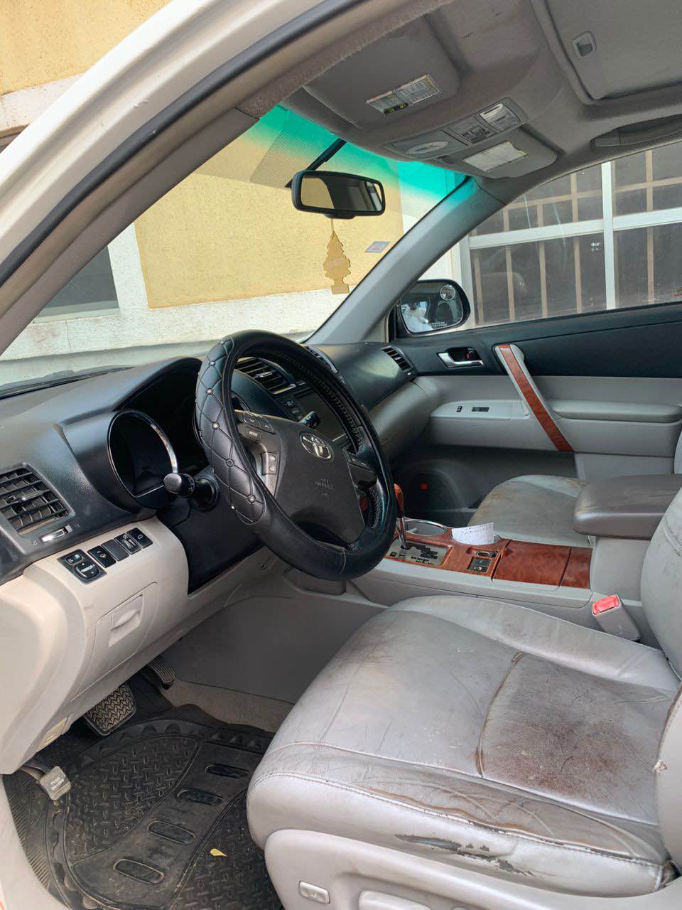 A picture of Toyota Highlander 010 Nigeria used peace of mind Price 9