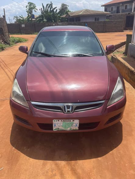 A picture of Honda Accord DC