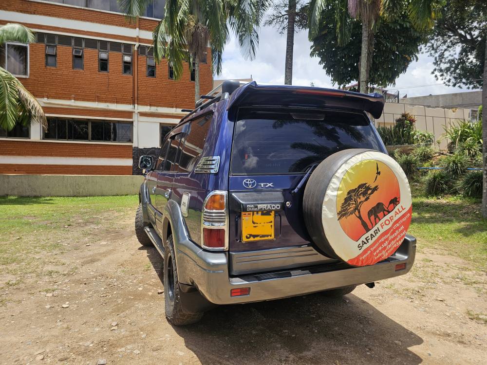 A picture of Prado TX 1kz Diesel 20m WhatsApp 0726057699