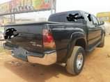 A picture of Toyota Tacoma 06 model double cabin automatic transmission in a