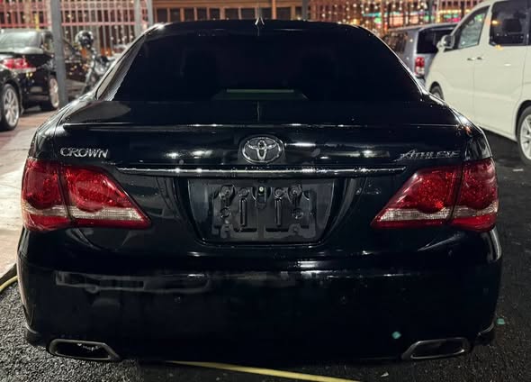 A picture of 2009 TOYOTA CROWN ATHLETE