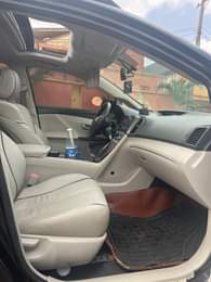 A picture of CLEAN REGISTERED TOYOTA VENZA 2010 Model with panoramic roof Clean