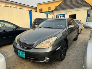A picture of 2005 Lexus Es330