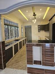 A picture of Mpererwe. 5 Bed 4 Bath. Ugx 400 million 101 773