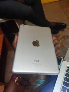 A picture of iPad mini 16gb wifi only