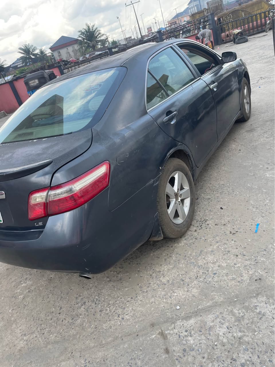 A picture of Toyota Camry LE