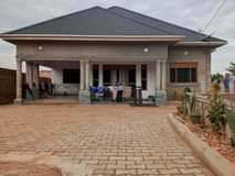 houses kitende