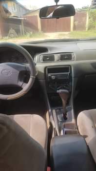 A picture of Toyota Camry Tiny light in good condition Location Sango ota