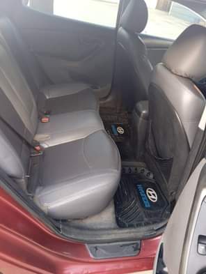 A picture of 2013 MODEL HYUNDAI ELANTRA Engine very silent Gear super sharp