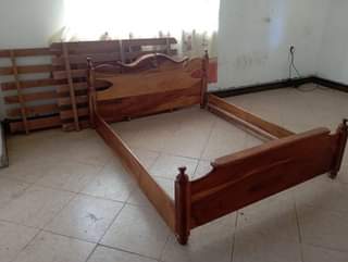 A picture of Kitanda 5 kwa 6