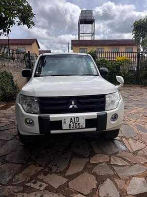 used mitsubishi pajero
