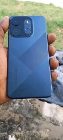 A picture of tecno pop7