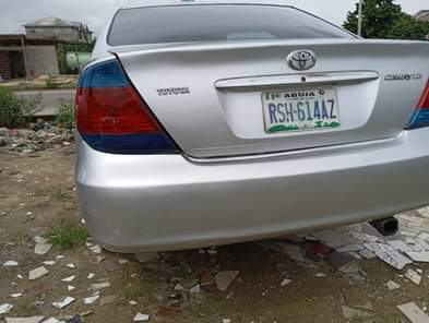 A picture of 2004 Toyota Camry Big Daddy Engine gearbox and AC working