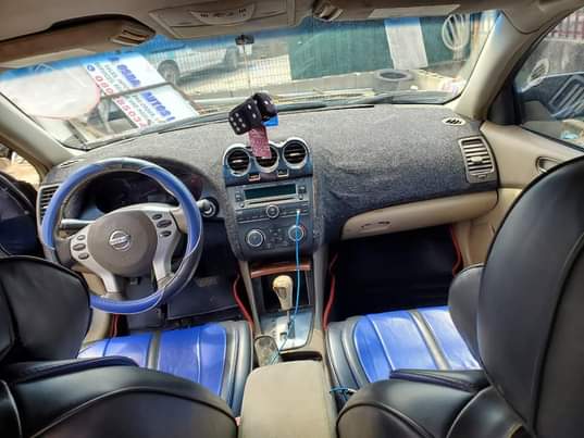 A picture of clean sharp and low mileage Engine and Gear and A