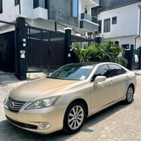 A picture of FOREIGN USED 2010 LEXUS ES350 FULL OPTION Accident Free Panoramic
