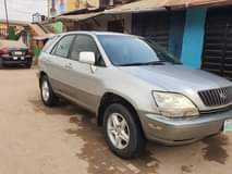 A picture of Lexus Rx 300