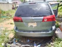 A picture of Toyota sienna 2008 XLE First body Gear and ac are