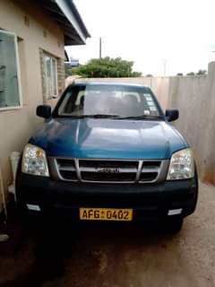 isuzu kb300
