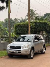 A picture of Toyota RAV4 2006 UBH AT 37million