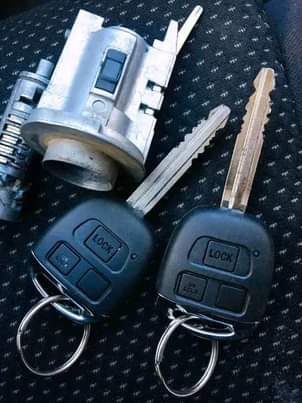 A picture of Key cutting and programming
