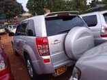 A picture of SUZUKI ESCUDO. 2007model Petro engine