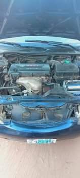 A picture of 2004 Toyota Saloon Light