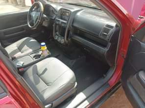 A picture of Honda CR V 2004 model In perfect condition Location Abuja
