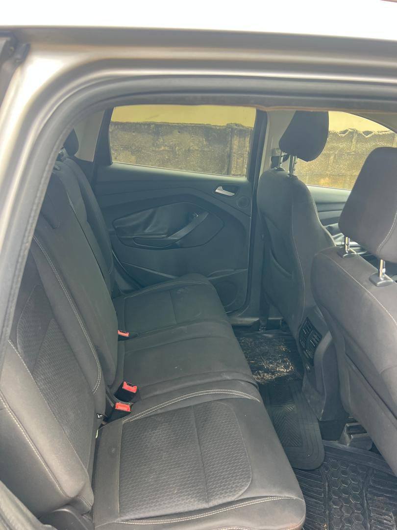 A picture of Ford Escape 2017