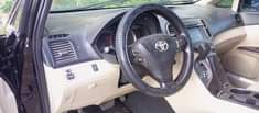A picture of Clean Toyota Venza 2010 model 5 2m net price Neatly