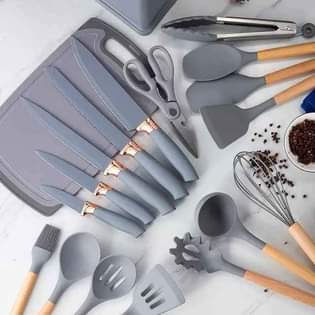 A picture of 19piece silicone spoons Grey