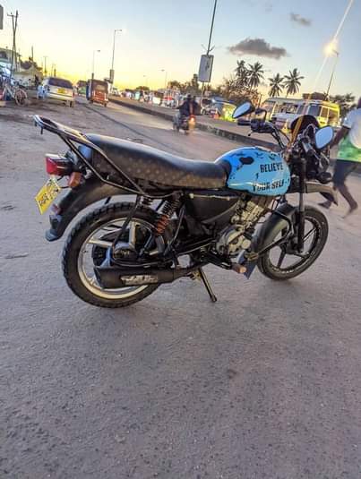 A picture of BOXER CC 125