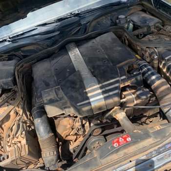 A picture of E CLASS E 300