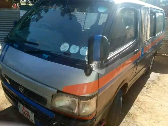 used toyota hiace