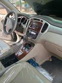 A picture of Toyota Highlander 2007