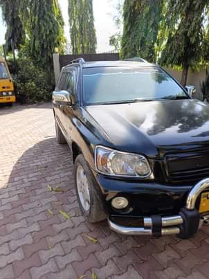 A picture of TOYOTA KLUGGER