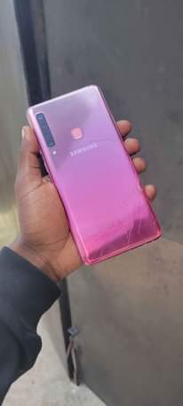 A picture of Samsung A9 kaliii