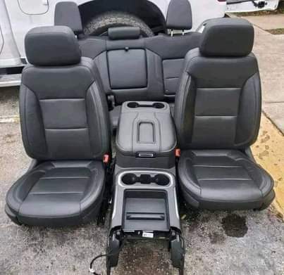A picture of Call whatsapp 0727426962 0786789520 EX JAPAN original Engines gearbox Slim