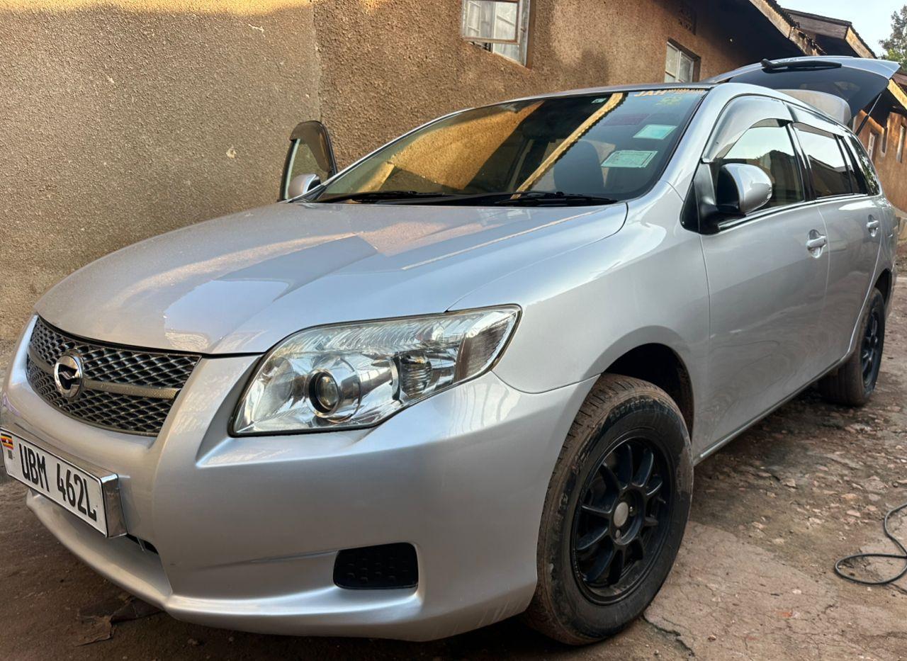 A picture of Toyota Fielder