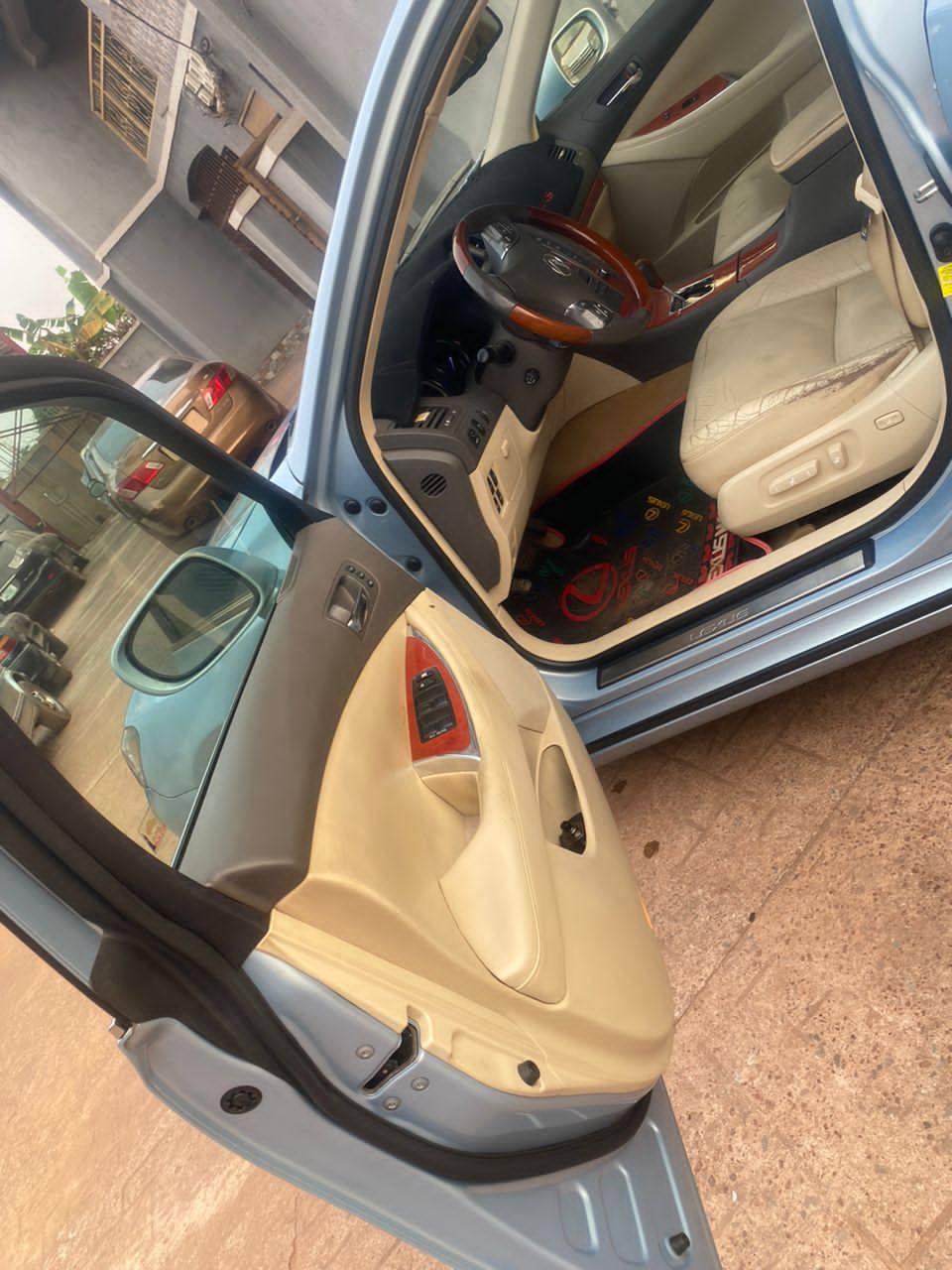 A picture of REGISTERED MAKE. LEXUS MODEL. ES350 YEAR 2013 CONDITION AC CHILLING