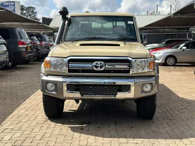 toyota land cruiser