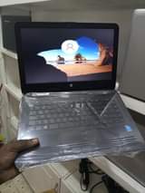 A picture of Kwanini upate stress inapofika kutaka laptop njoo ujichukulie bila wasi