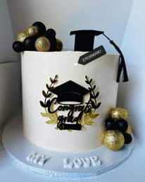 A picture of Graduation cakes