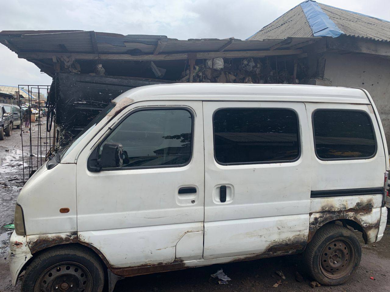 A picture of Clean Used Mini Bus