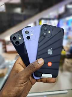 A picture of iPhone 12 128GB
