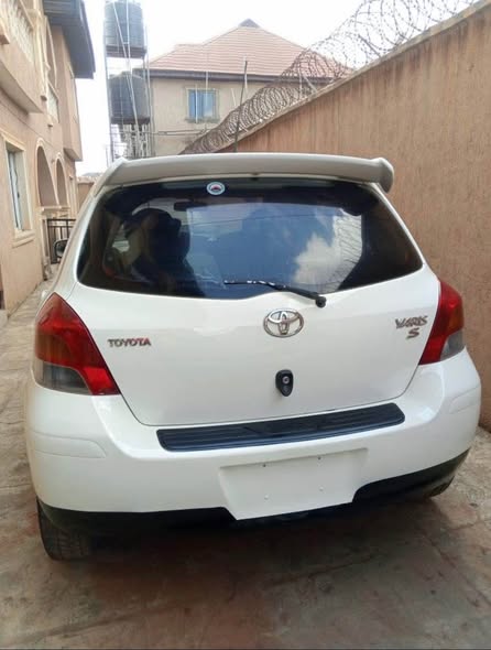 A picture of Clean 2009 Toyota Yaris