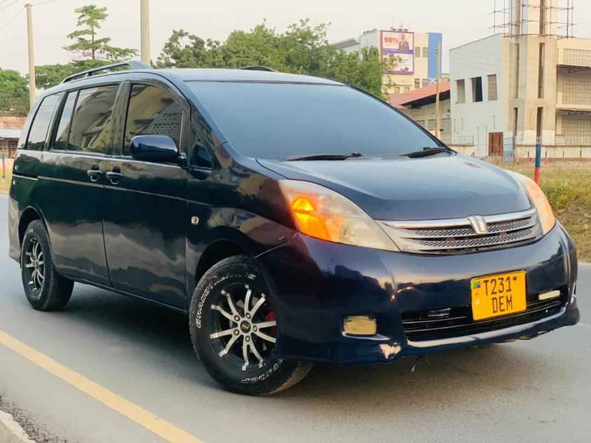 A picture of Toyota Asisi