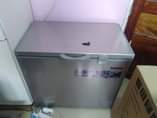 A picture of Nauza freezer ya boss lita 203 imetumika week2 tuu bei