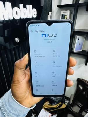 A picture of Tecno spark 10C bado mpya Gb 128 Ram 8 160